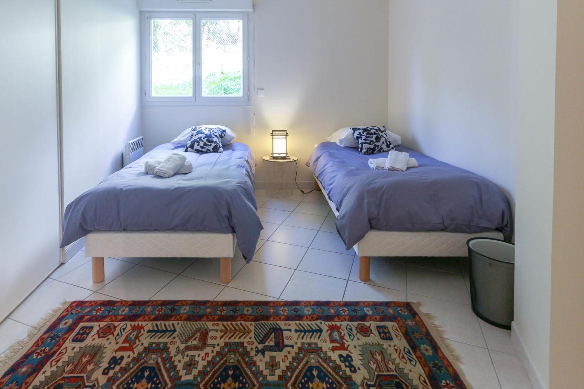 Charming & Bright Flat With Ac Garden 300m And Closed Garage - Benakey Appartement Cannes
